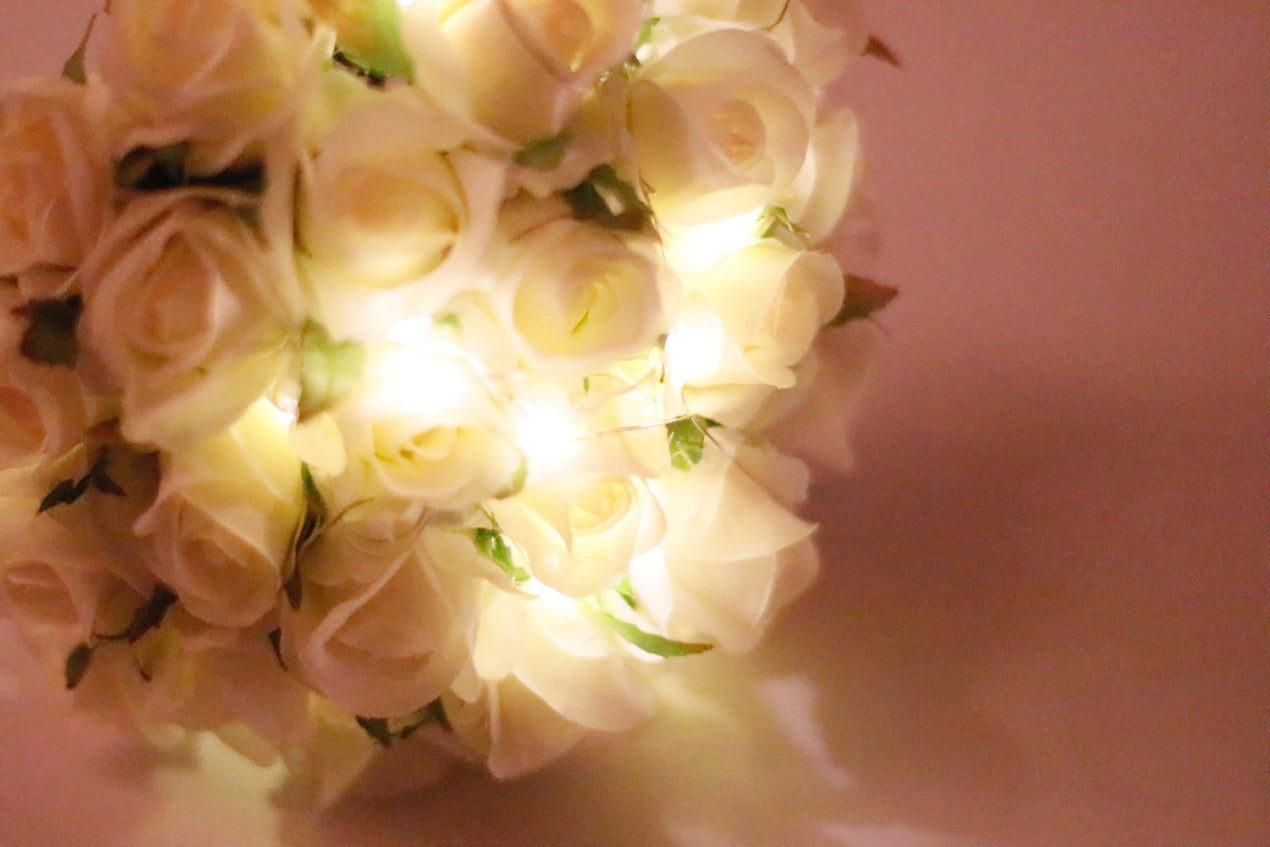 DIY Lighting a Wedding Bouquet